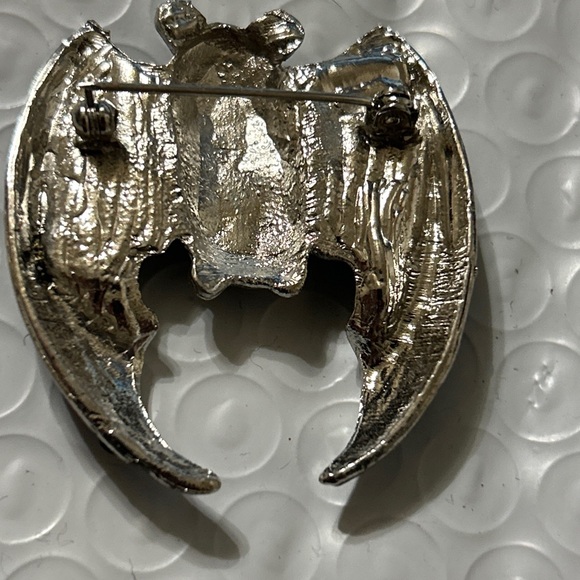 Happy Halloween black w/ silver fang Bat Brooch Pin On Card Brooch Gothic EMO - Picture 4 of 9
